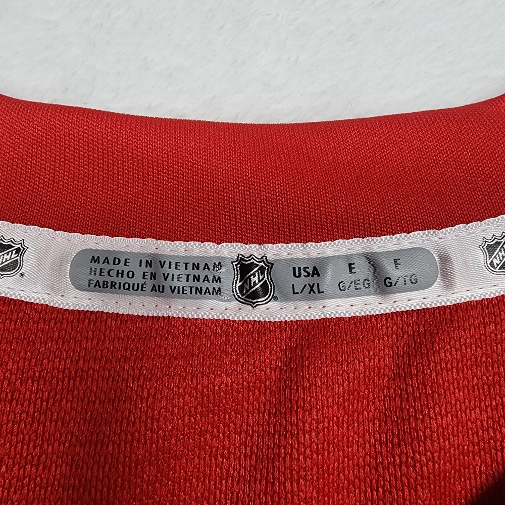 Dylan Larkin Detroit Red Wings Jersey Womens L XL Red NHL Hockey #71 Captain - Picture 4 of 9